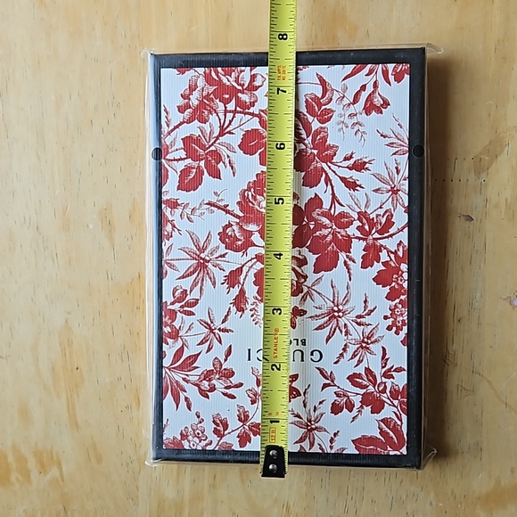 GUCCI BLOOM JOURNAL - Picture 9 of 12